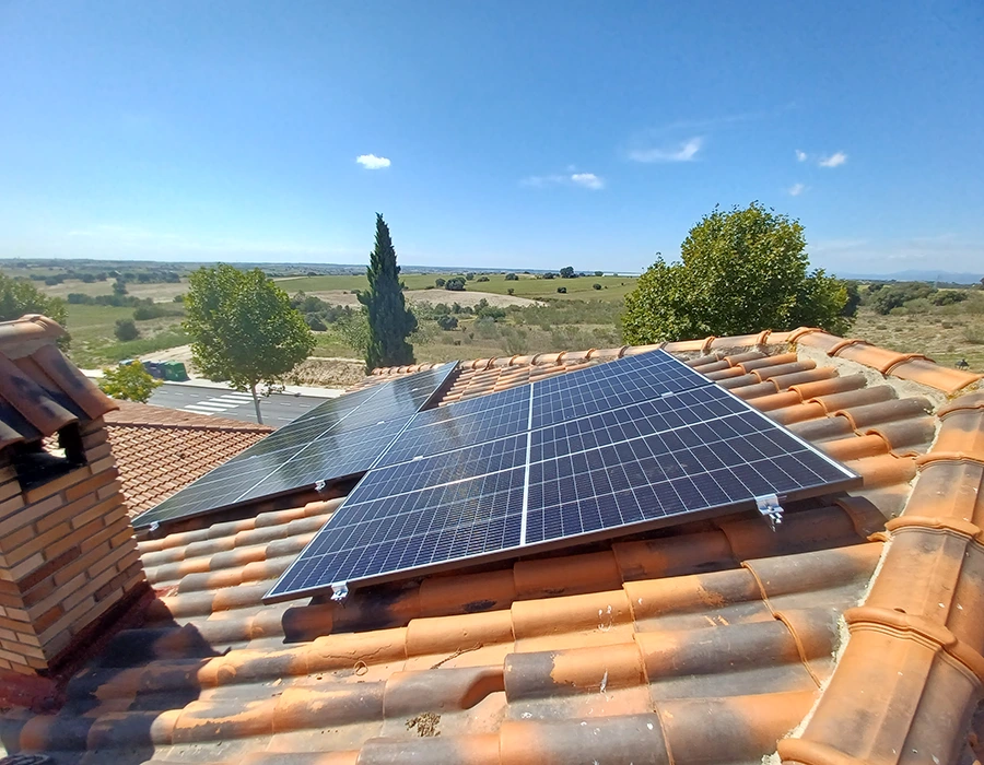 Instalación de placas solares en Sevilla la Nueva