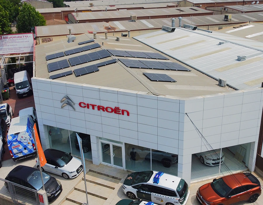 Instalación de placas solares en Mejorauto Citroen