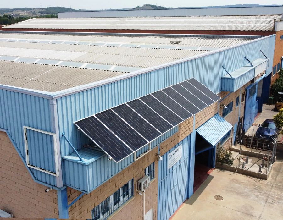 Instalación de placas solares en markelif